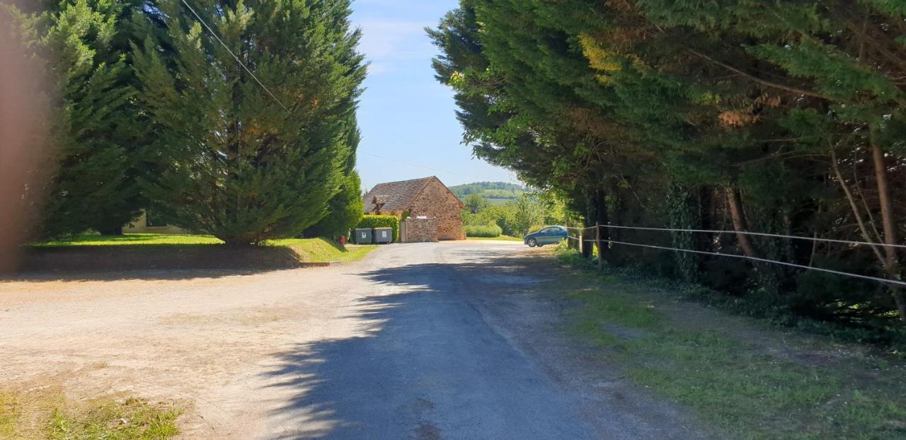 Payzac  Domaine De Vaulatour.ヴィラ エクステリア 写真